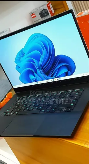 New Laptop Razer Blade 16GB Intel Core I7 SSD 1T