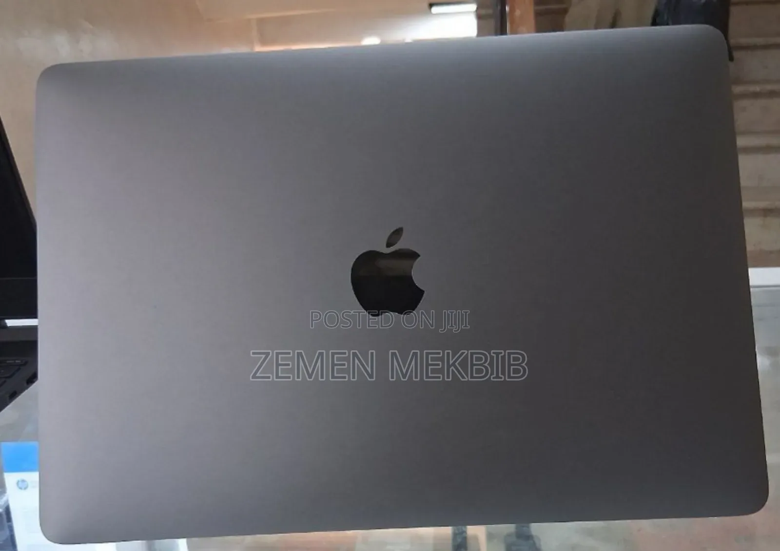 New Laptop Apple MacBook Pro 2017 16GB Intel Core I5 SSD 256GB