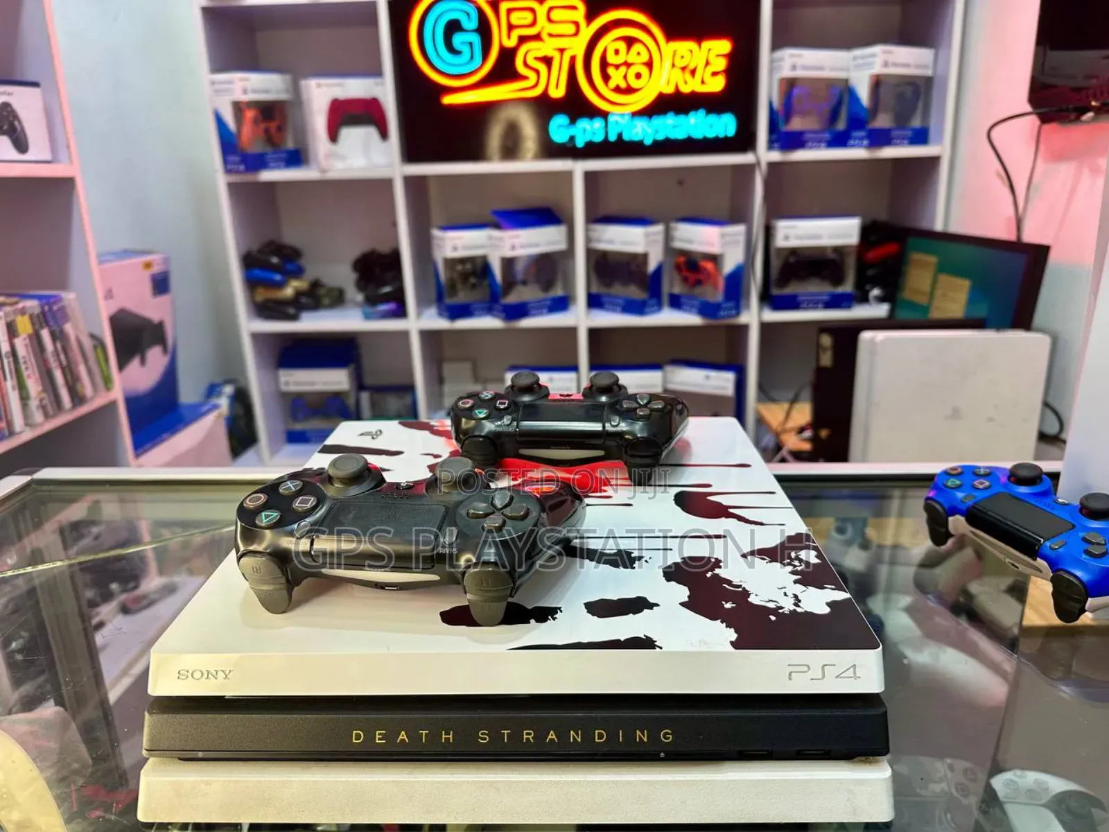 Playstation 4 Pro [Ps Four] More Than 7 Games Installed