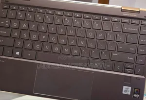 Photo - New Laptop HP Spectre 16GB Intel Core I7 SSD 512GB