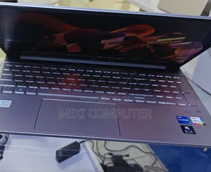New Laptop HP Pavilion 15 16GB Intel Core I5 SSD 1T