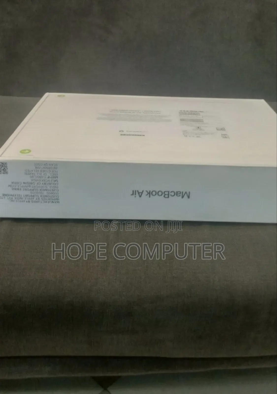 New Laptop Apple MacBook Air 2024 M3 13-Inch 16GB Apple M3 SSD 256GB