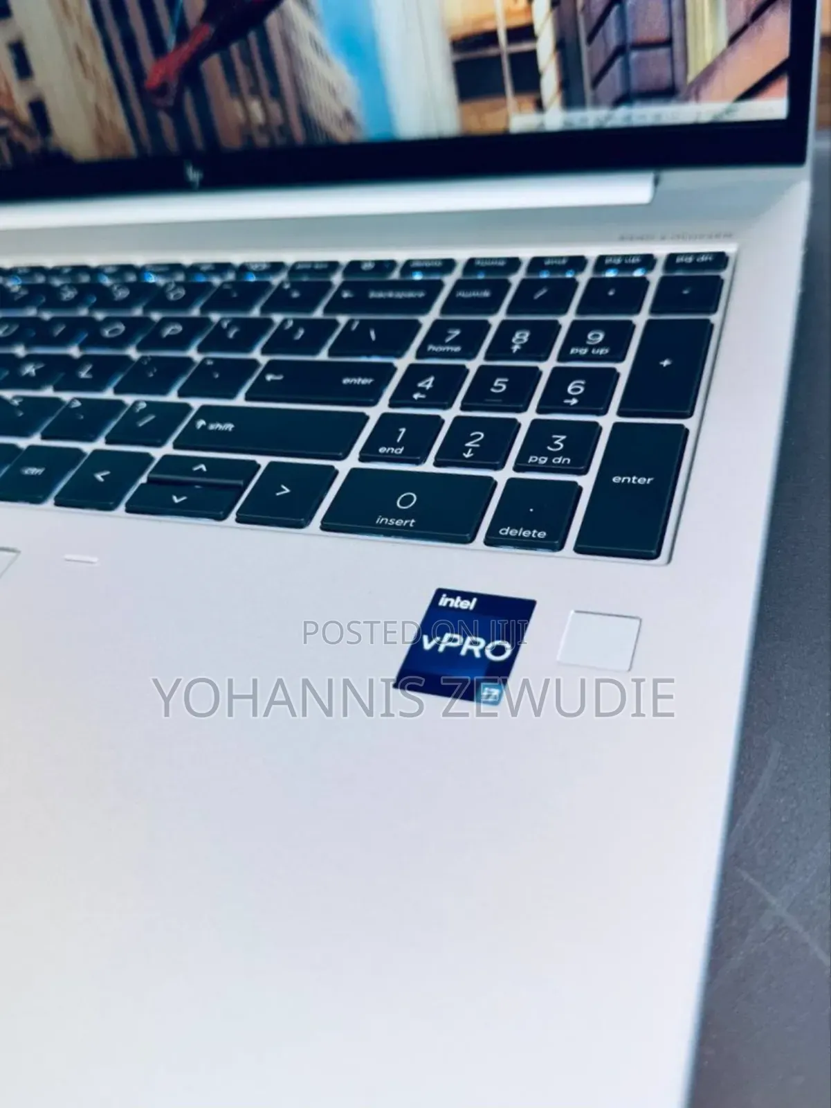 New Laptop HP EliteBook 860 G10 16GB Intel Core I7 SSD 512GB