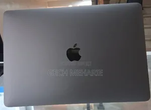 New Laptop Apple MacBook Pro 2017 16GB Intel Core I5 SSD 256GB