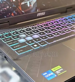 New Laptop MSI Crosshair 17 16GB Intel Core I7 SSD 1T