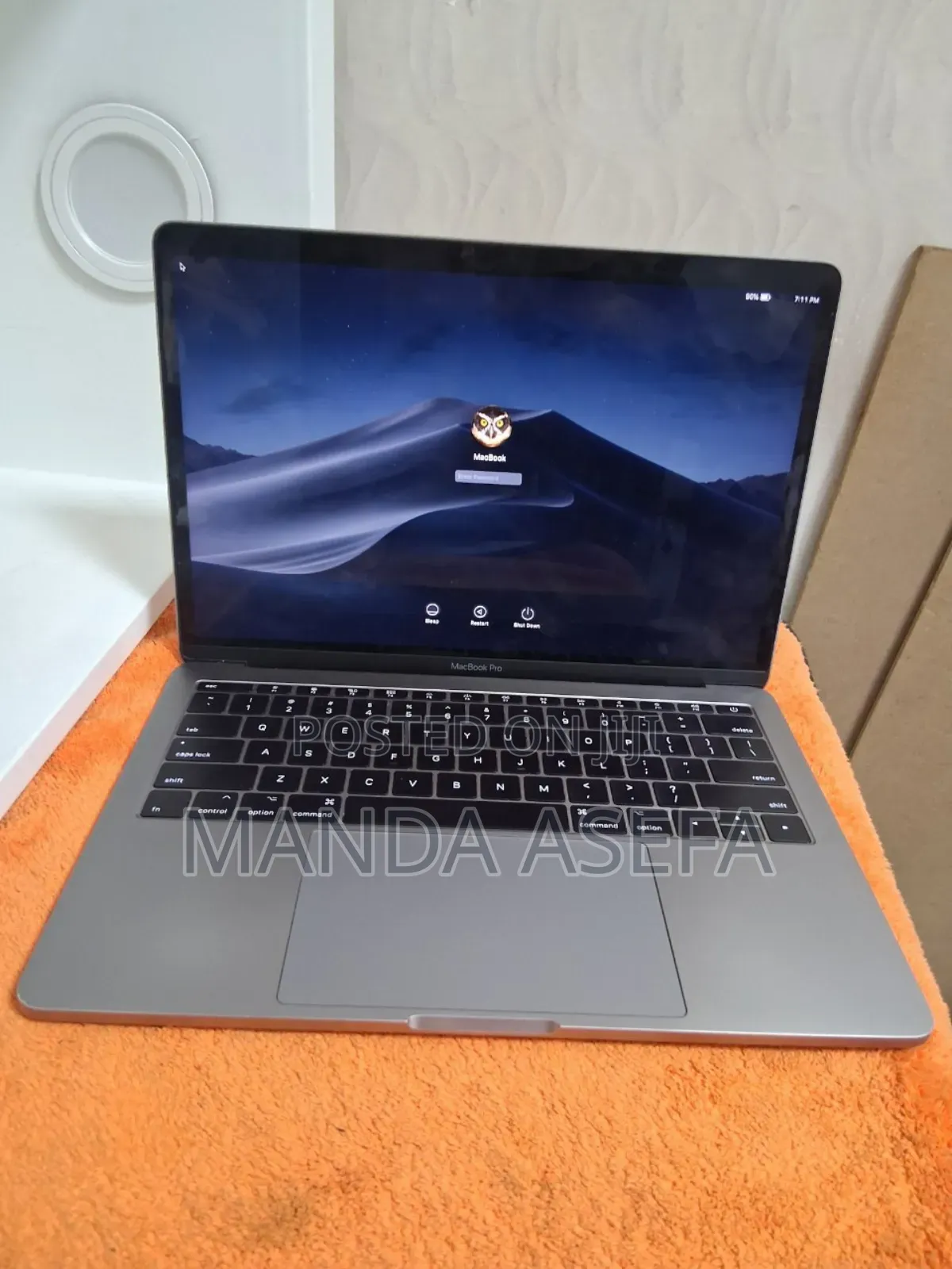 New Laptop Apple MacBook Pro 2017 16GB Intel Core I5 SSD 256GB