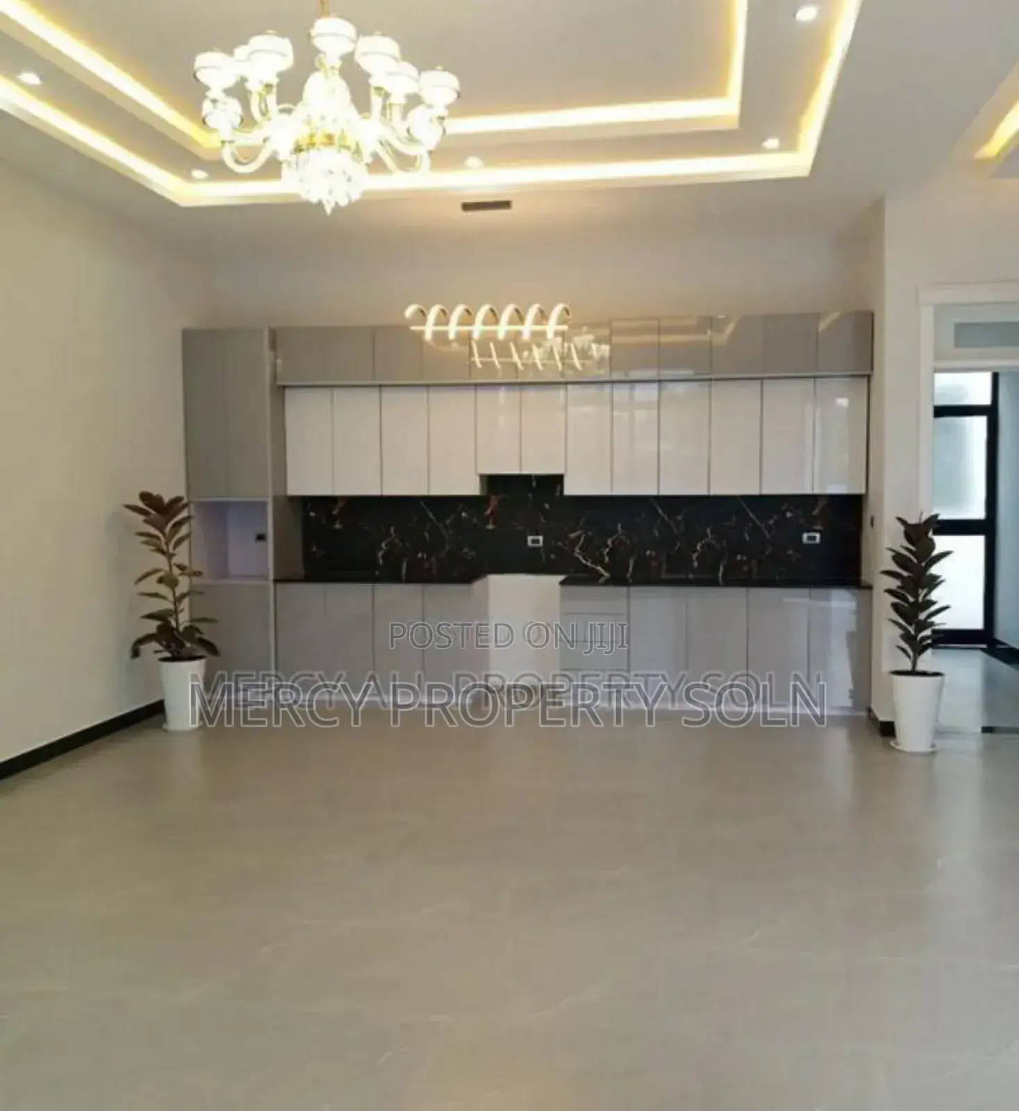 Furnished 5bdrm House in Bole for sale