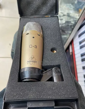 Photo - Studio Monitor