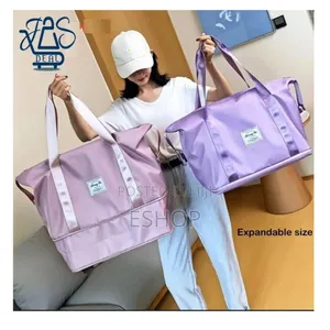 Photo - **Foldable Gym Bag With Multiple Pockets – High Capacity**