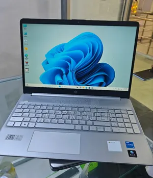 Photo - New Laptop HP Stream Notebook 16GB Intel Core I5 SSD 512GB