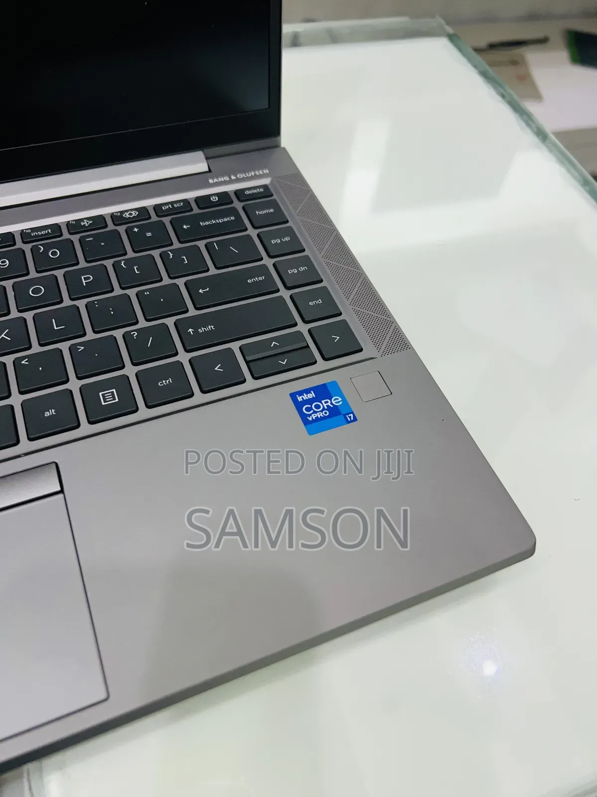 New Laptop HP ZBook Firefly G8 16GB Intel Core I7 SSD 512GB