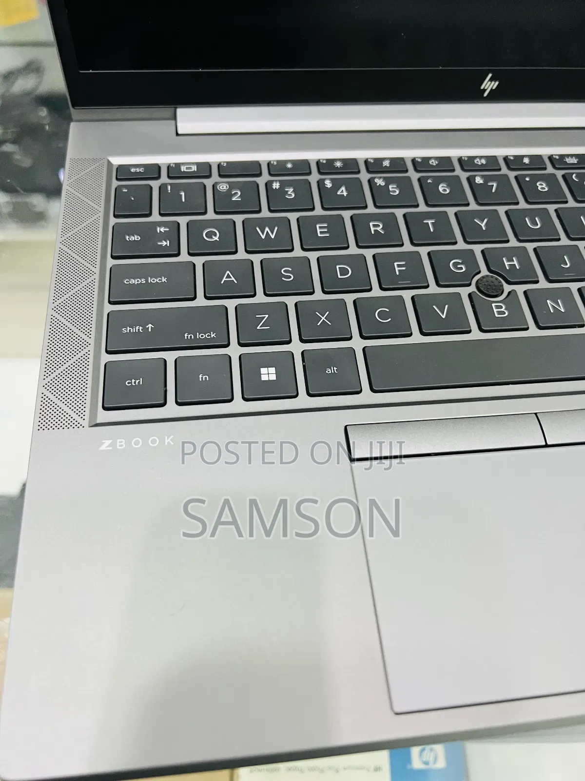 New Laptop HP ZBook Firefly G8 16GB Intel Core I7 SSD 512GB