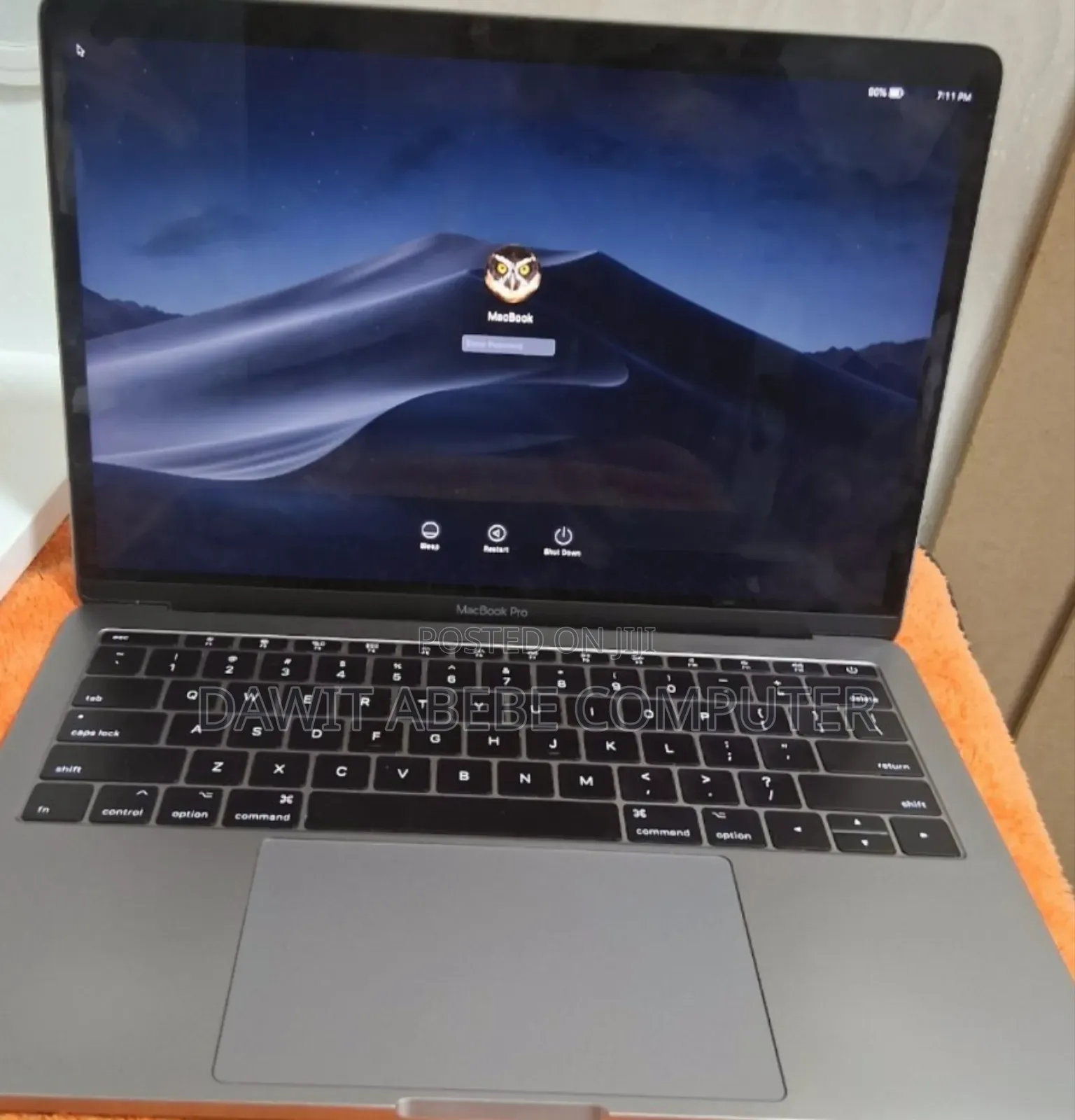 New Laptop Apple MacBook Pro 2017 16GB Intel Core I5 SSD 256GB