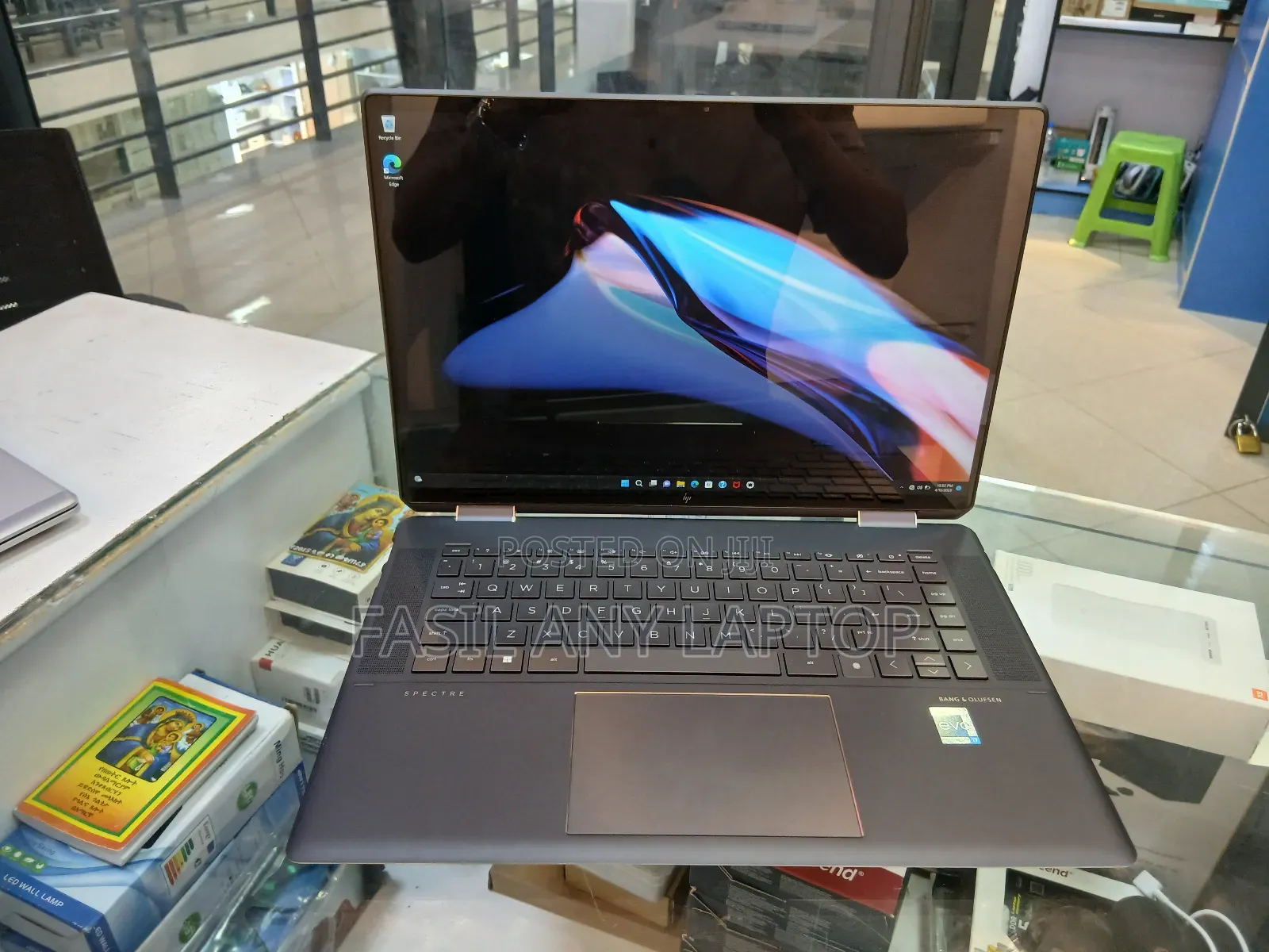 New Laptop HP Spectre X360 15 16GB Intel Core I7 SSD 1T