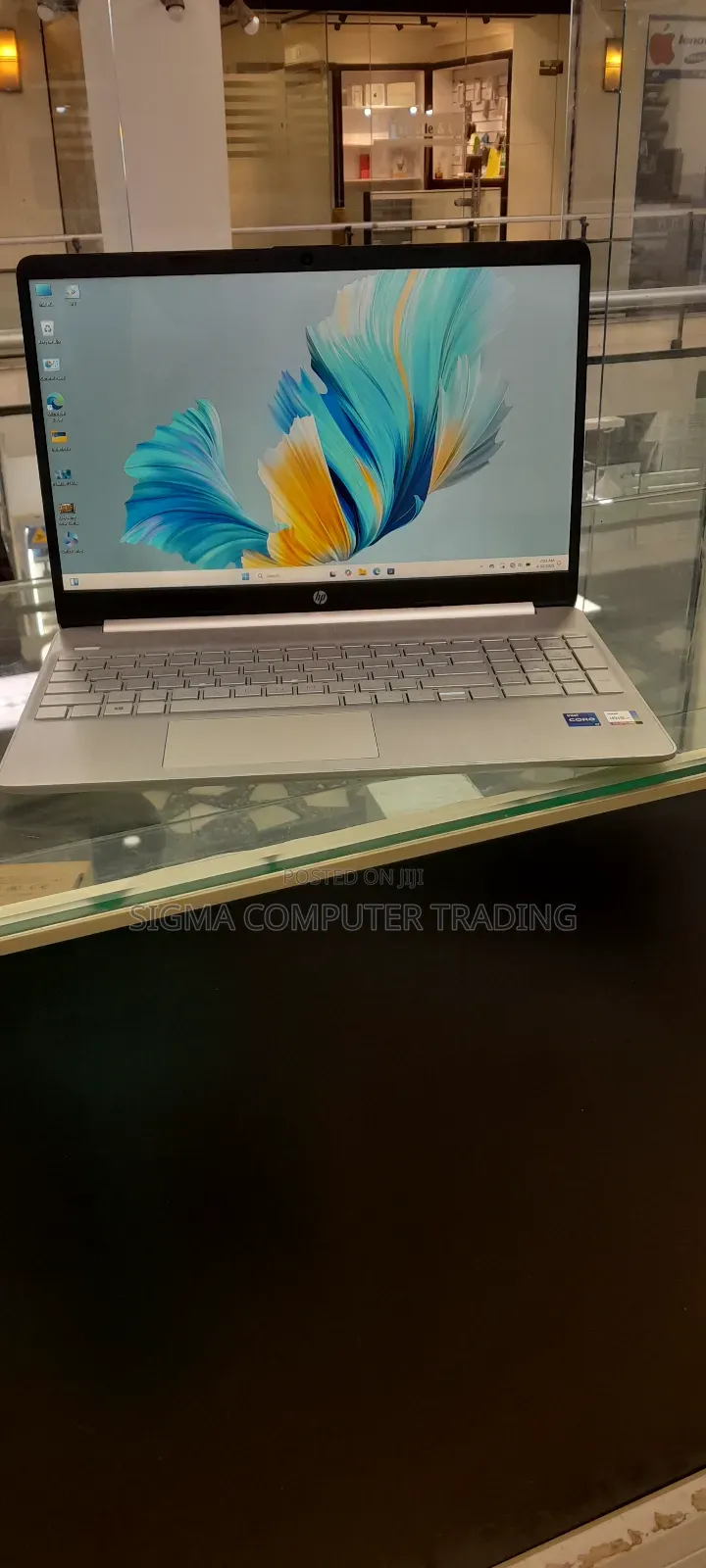 New Laptop HP Stream Notebook 16GB Intel Core I7 SSD 512GB