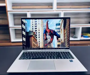 New Laptop HP EliteBook 860 G10 16GB Intel Core I7 SSD 512GB