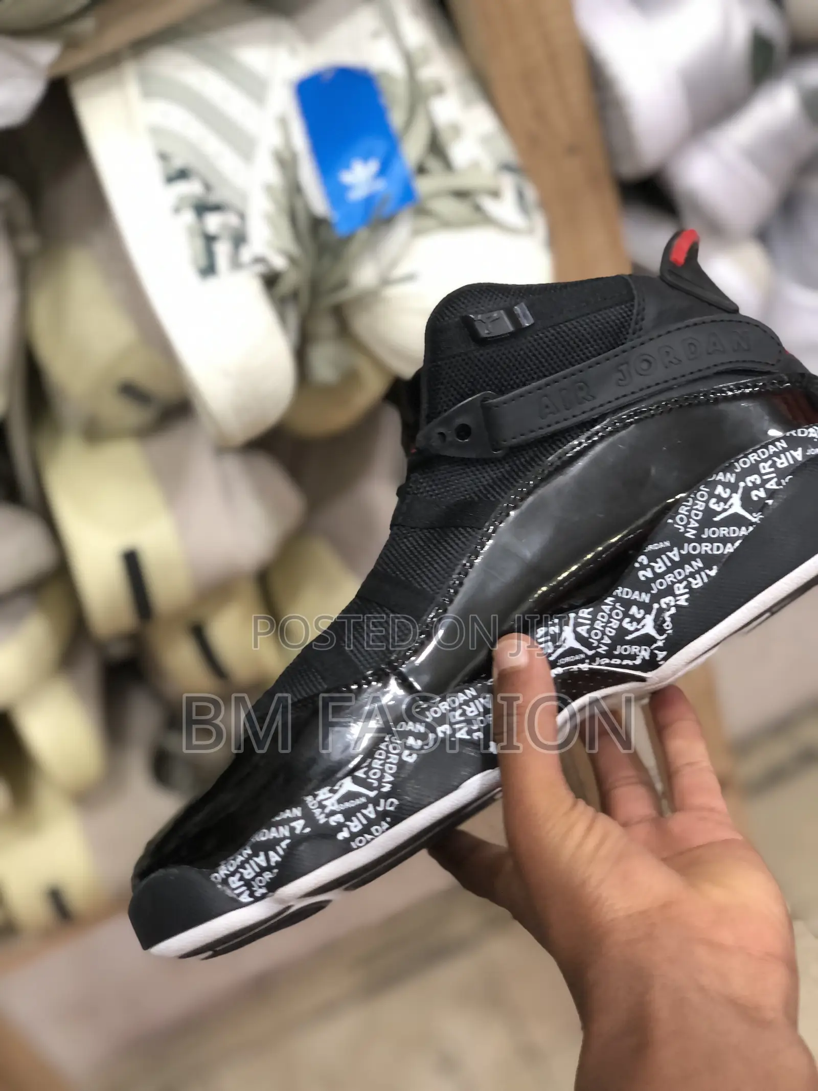 Air Jordan 6 Retro Black Vers