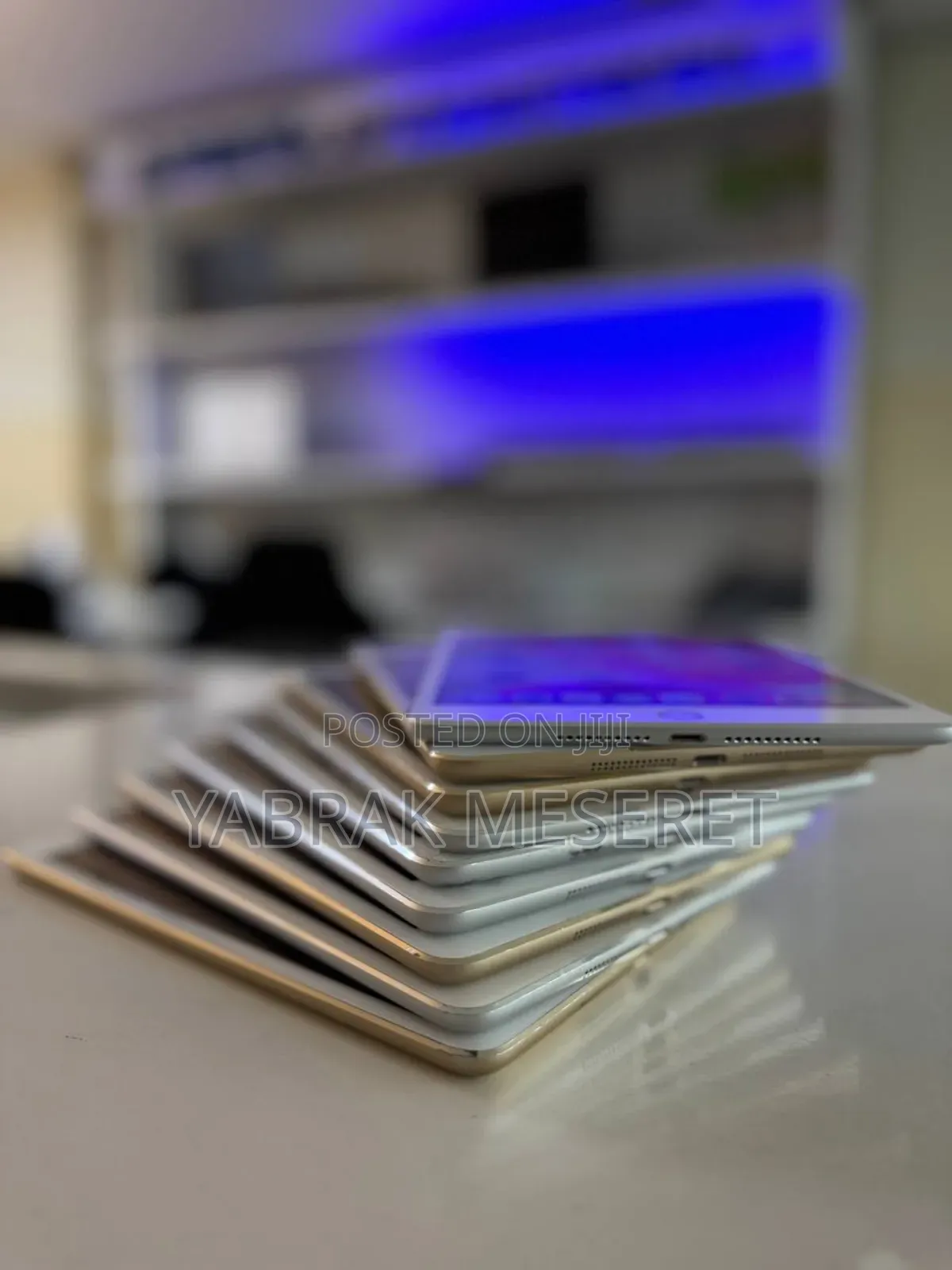 New Apple iPad mini 3 64 GB Black