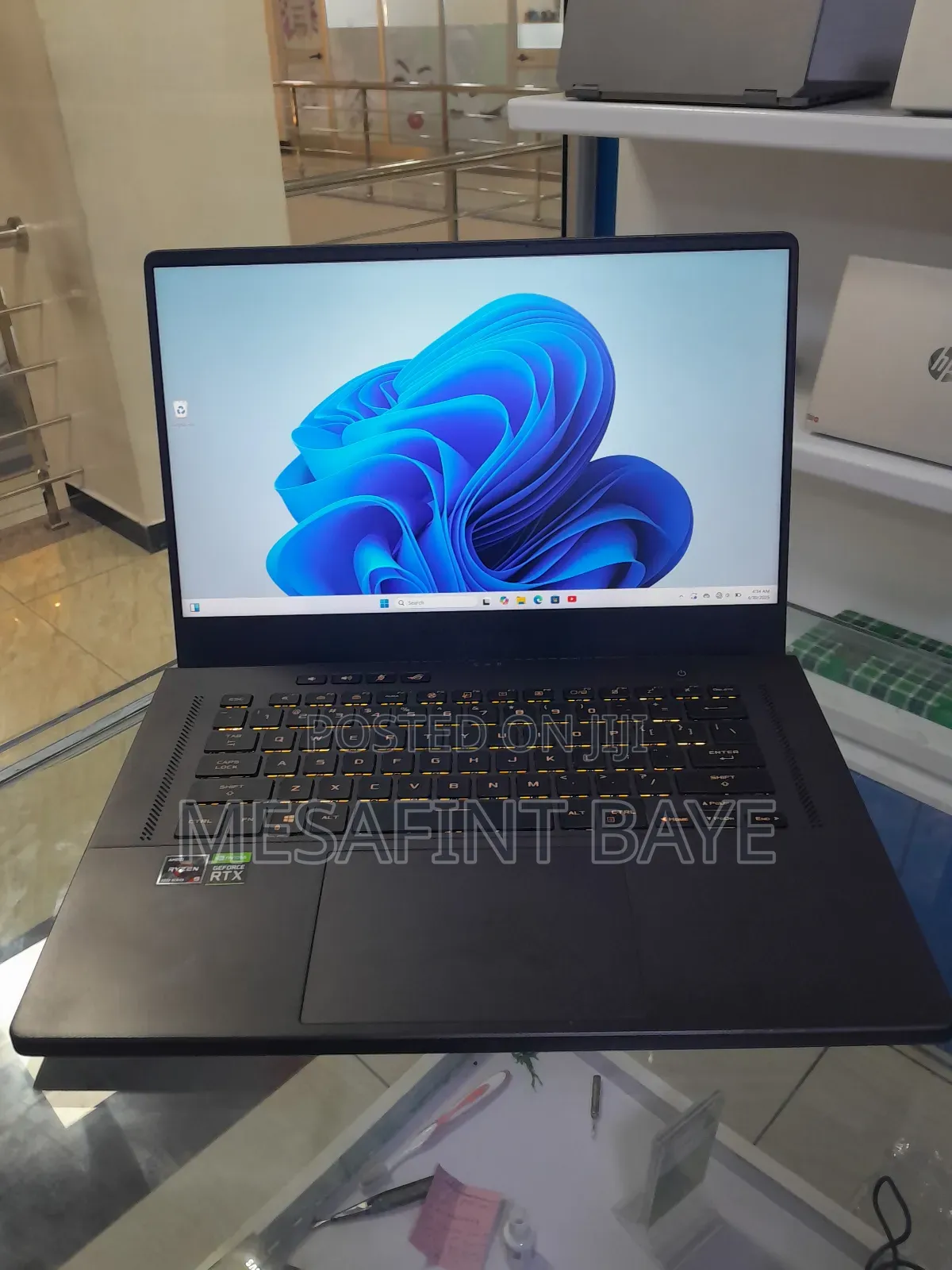 New Laptop Asus ROG Zephyrus G15 16GB AMD Ryzen 9 SSD 1T