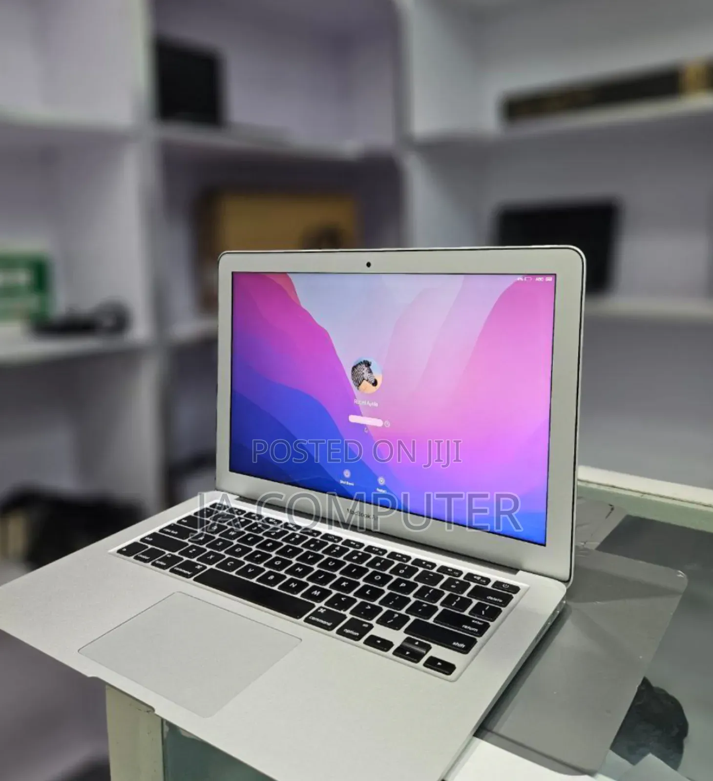 New Laptop Apple MacBook Air 2017 8GB Intel Core I5 SSD 128GB