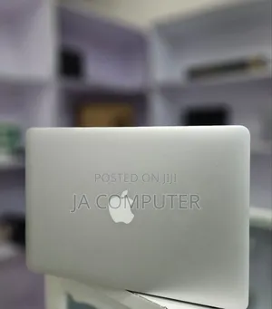 New Laptop Apple MacBook Air 2017 8GB Intel Core I5 SSD 128GB