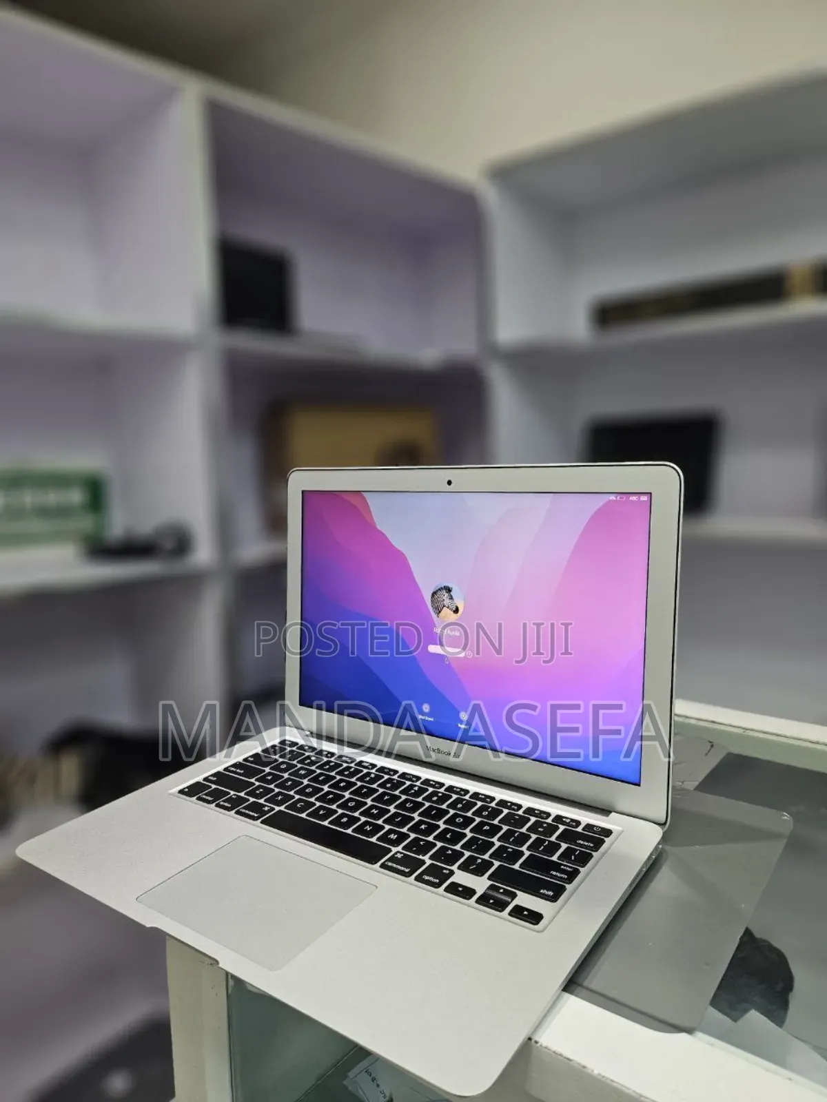 New Laptop Apple MacBook Air 2017 8GB Intel Core I5 SSD 128GB