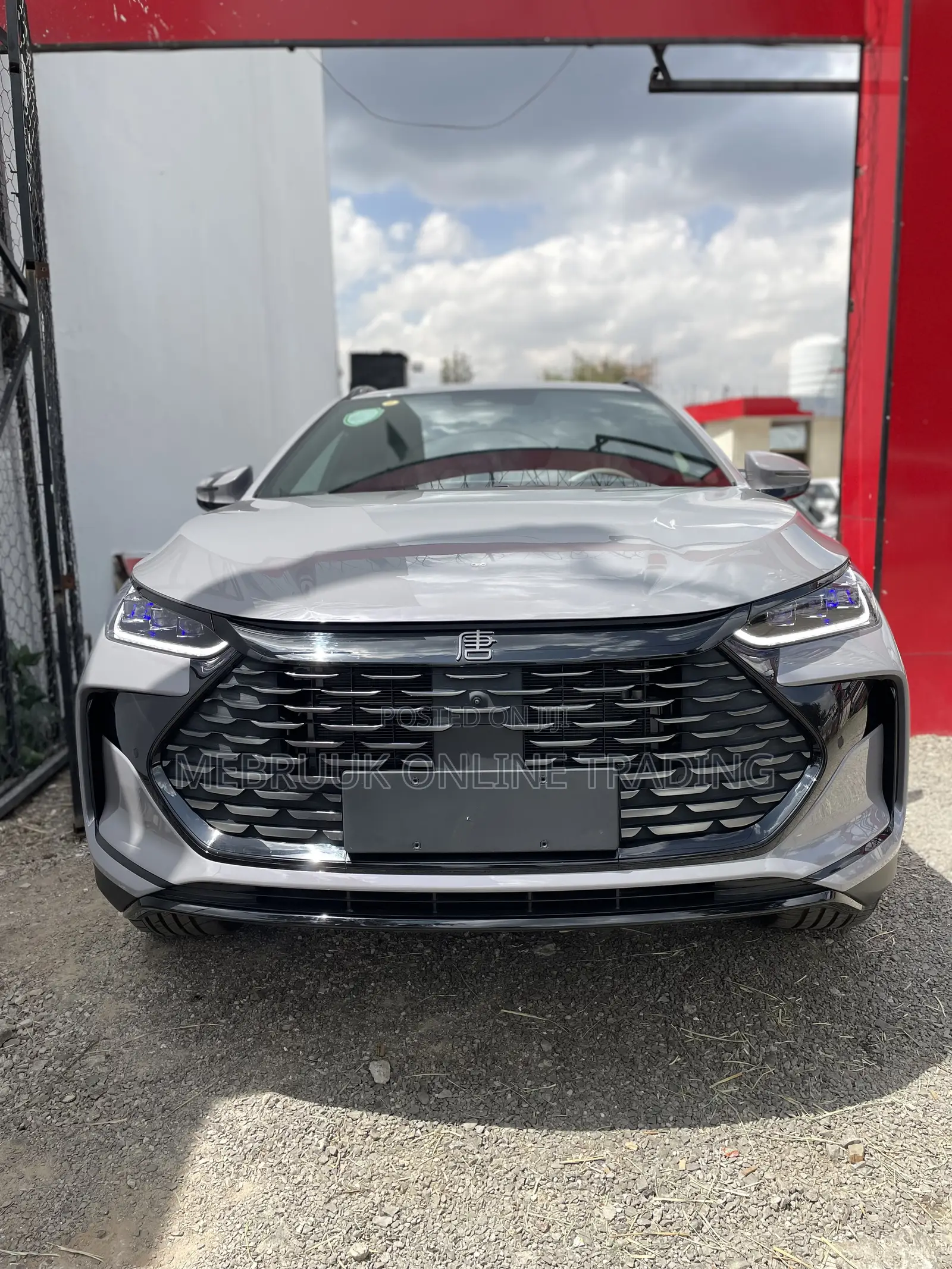 New BYD Tang DM-i 2025 Silver