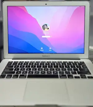 Photo - New Laptop Apple MacBook Air 2017 8GB Intel Core I5 SSD 128GB