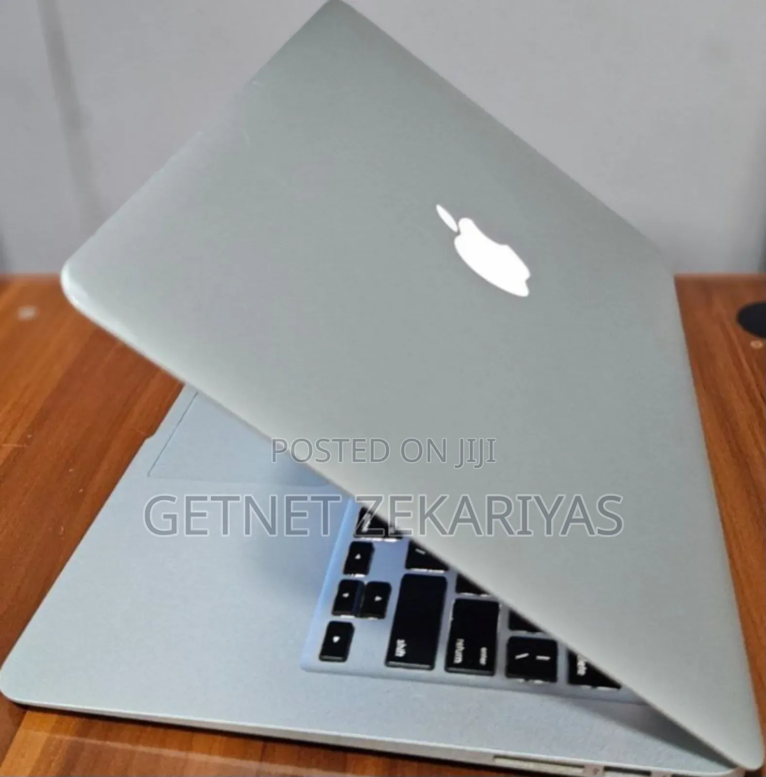 New Laptop Apple MacBook Air 2017 8GB Intel Core I5 SSD 128GB