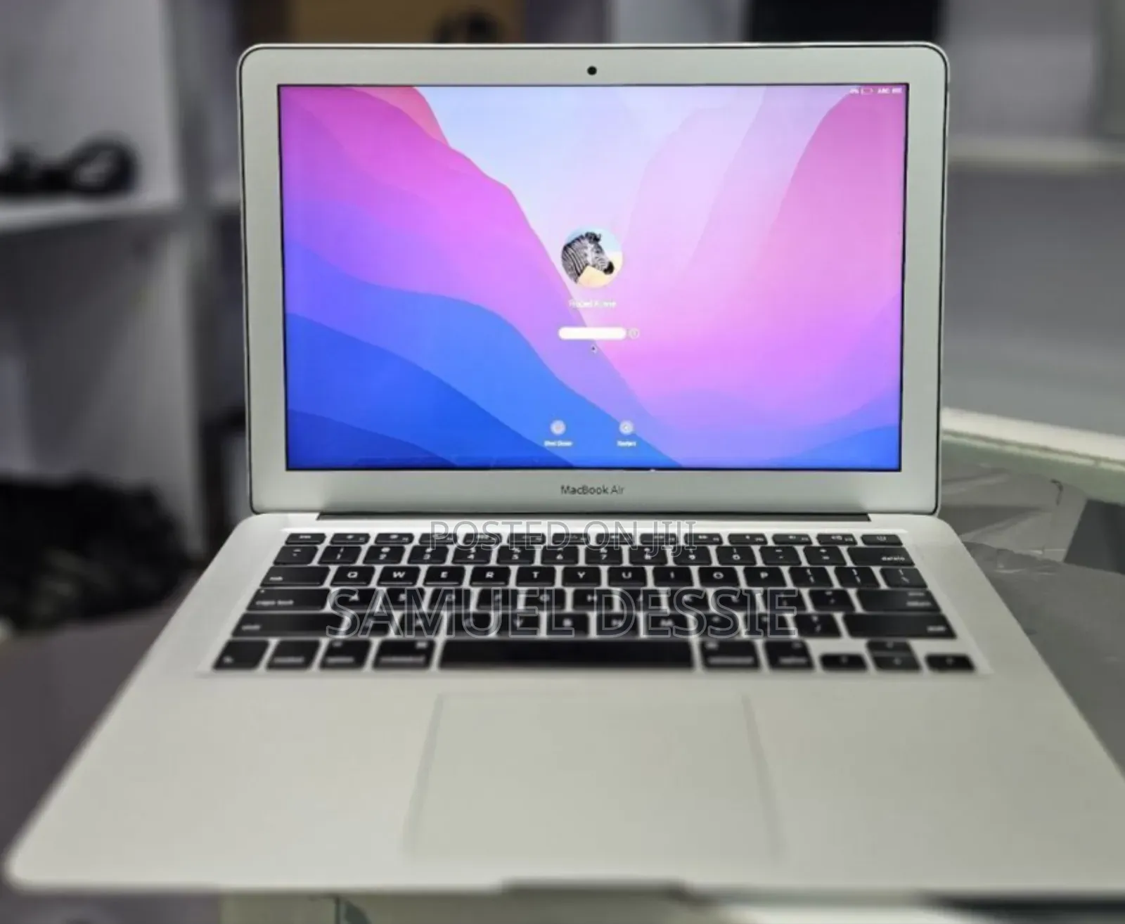 New Laptop Apple MacBook Air 2017 8GB Intel Core I5 SSD 128GB