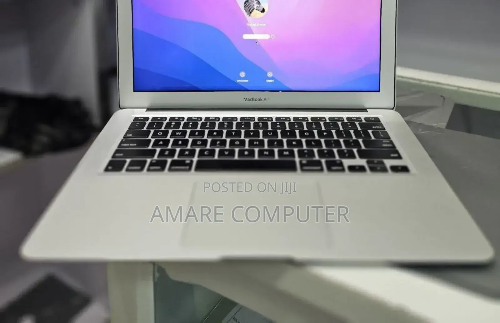 New Laptop Apple MacBook Air 2017 8GB Intel Core I5 SSD 128GB