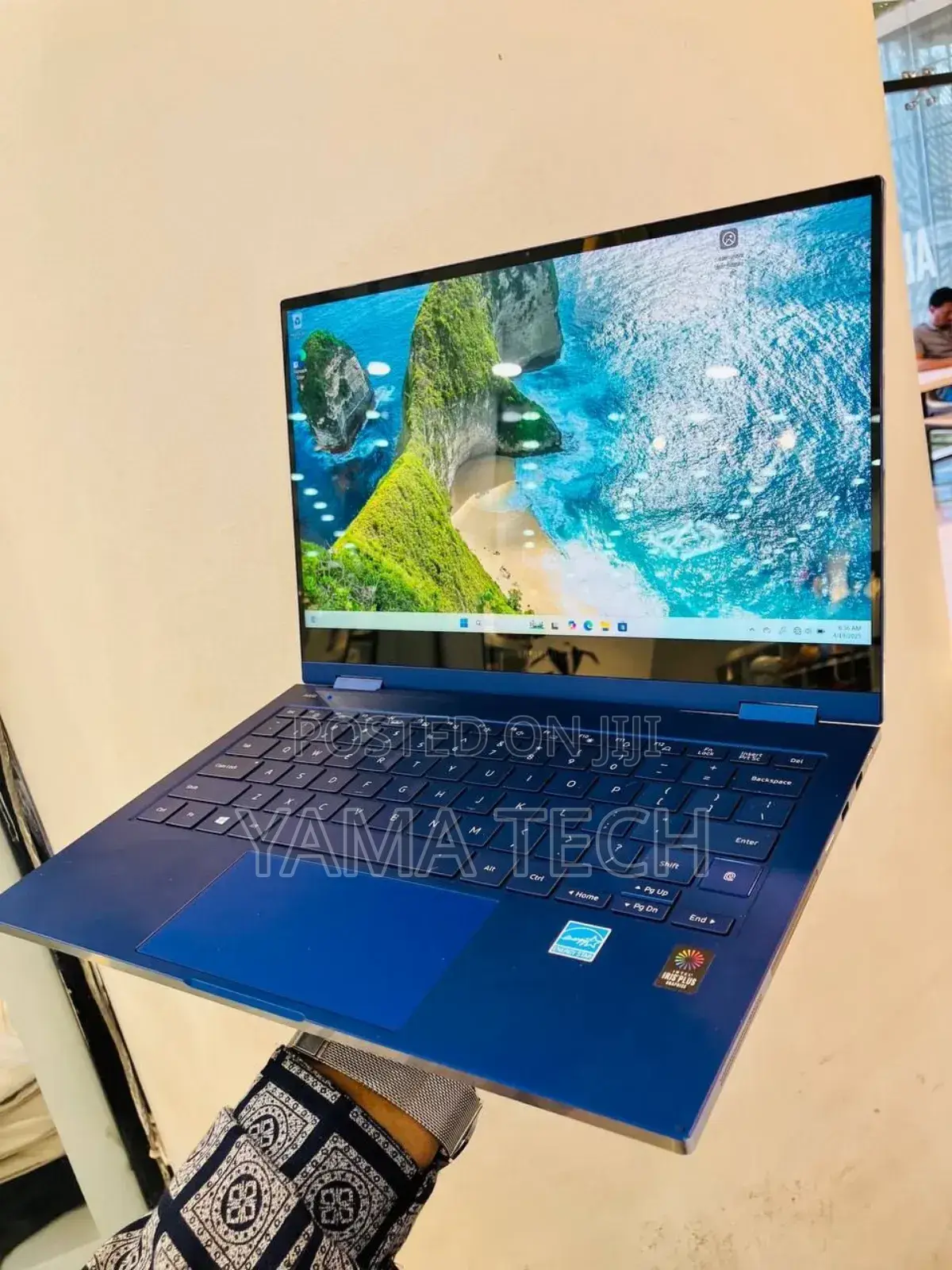 New Laptop Samsung 8GB Intel Core I7 SSD 512GB