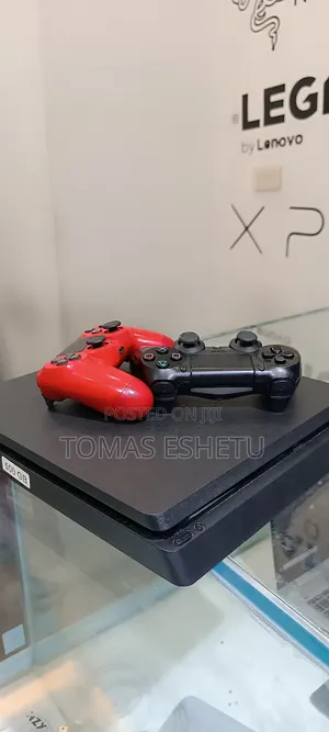 Playstation 4 Slim