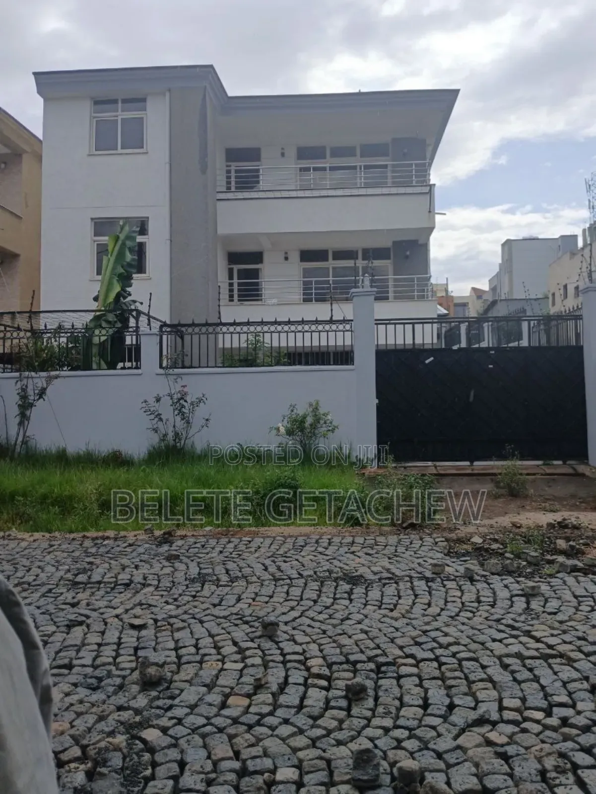 8bdrm House in Ayat, G+2 Luxury, Bole for sale