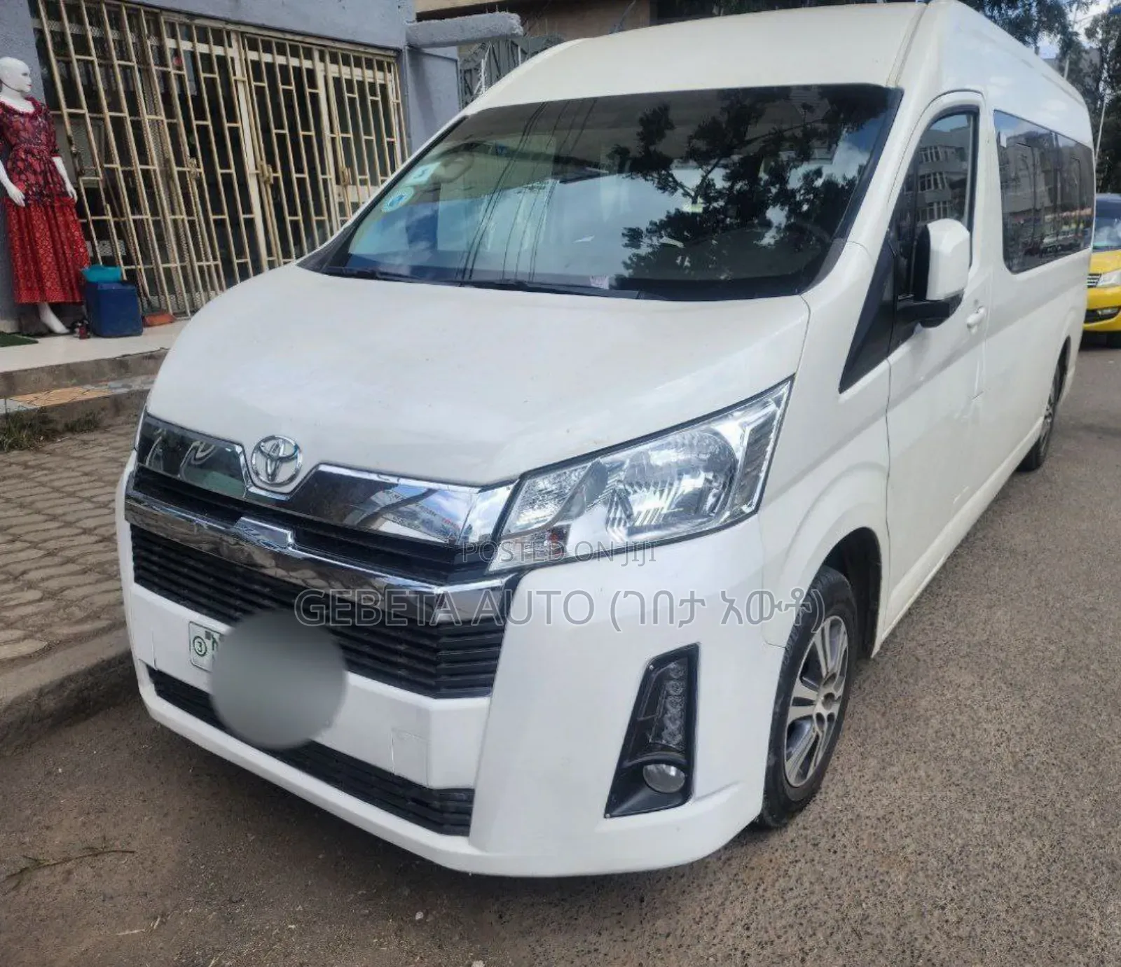 Toyota HiAce 2020 White