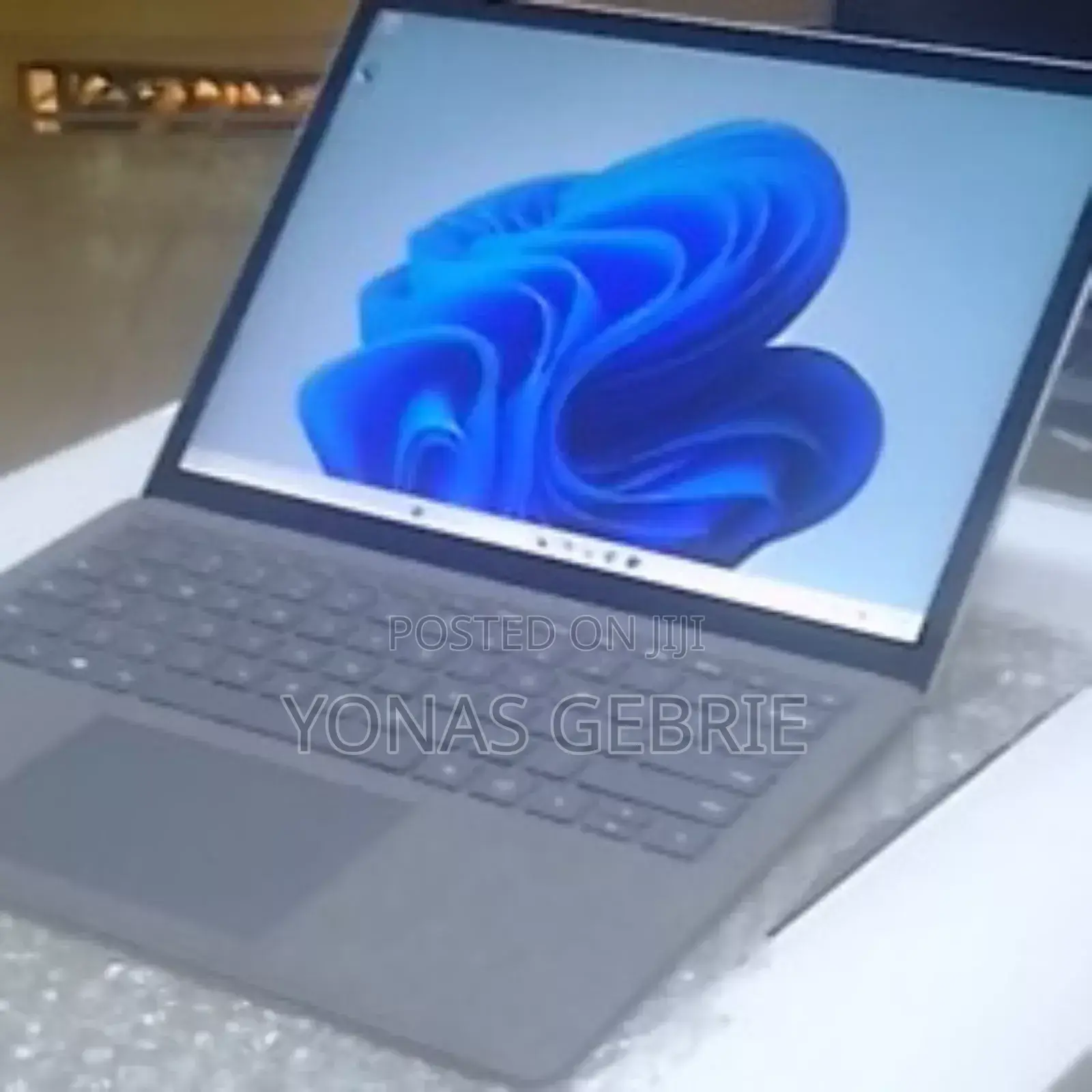 New Laptop Microsoft Surface Laptop 4 16GB Intel Core i7 SSD 512GB