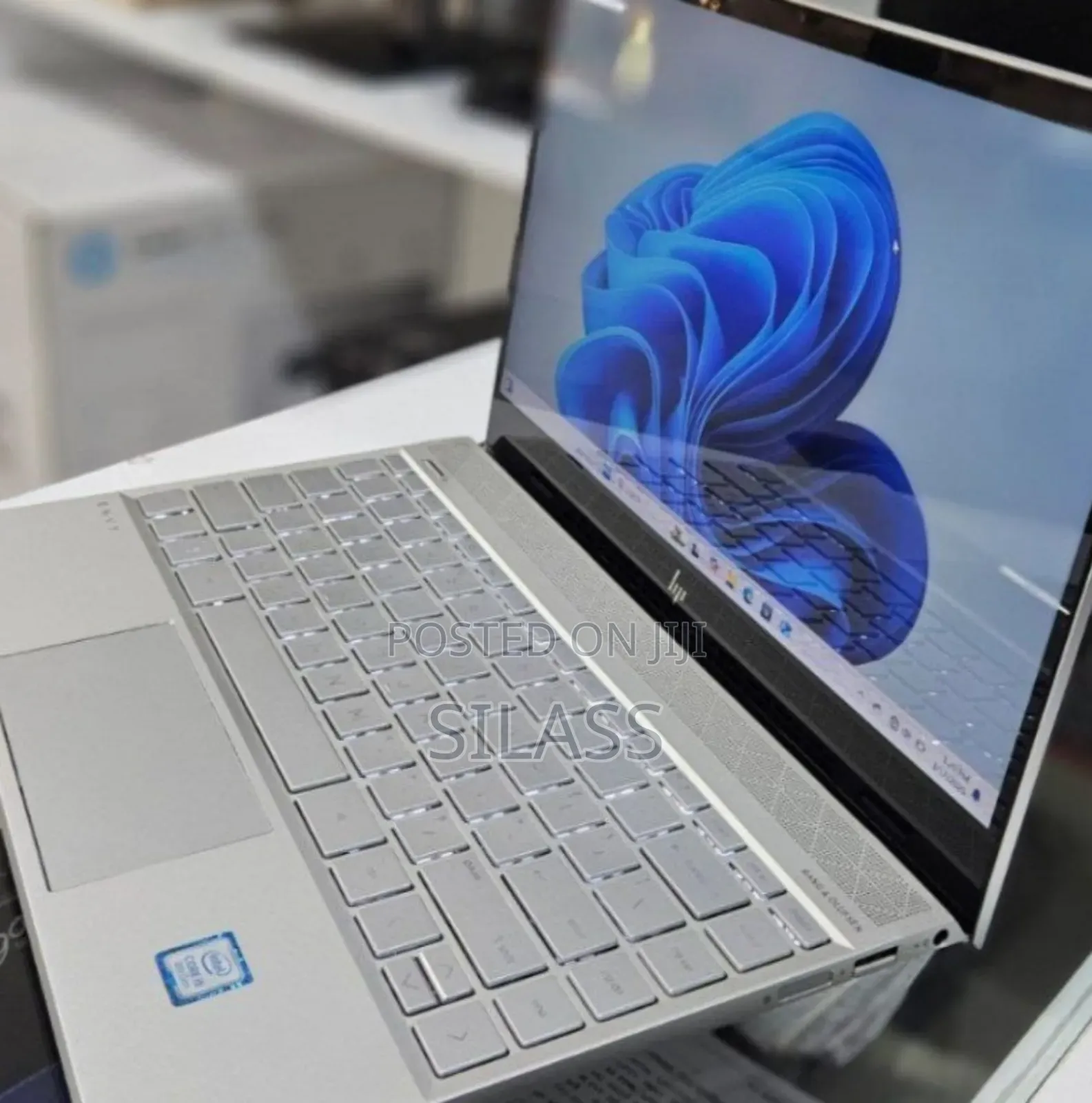 New Laptop HP Envy 13 4GB Intel Core I5 SSD 256GB