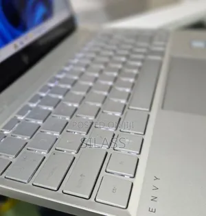 New Laptop HP Envy 13 4GB Intel Core I5 SSD 256GB