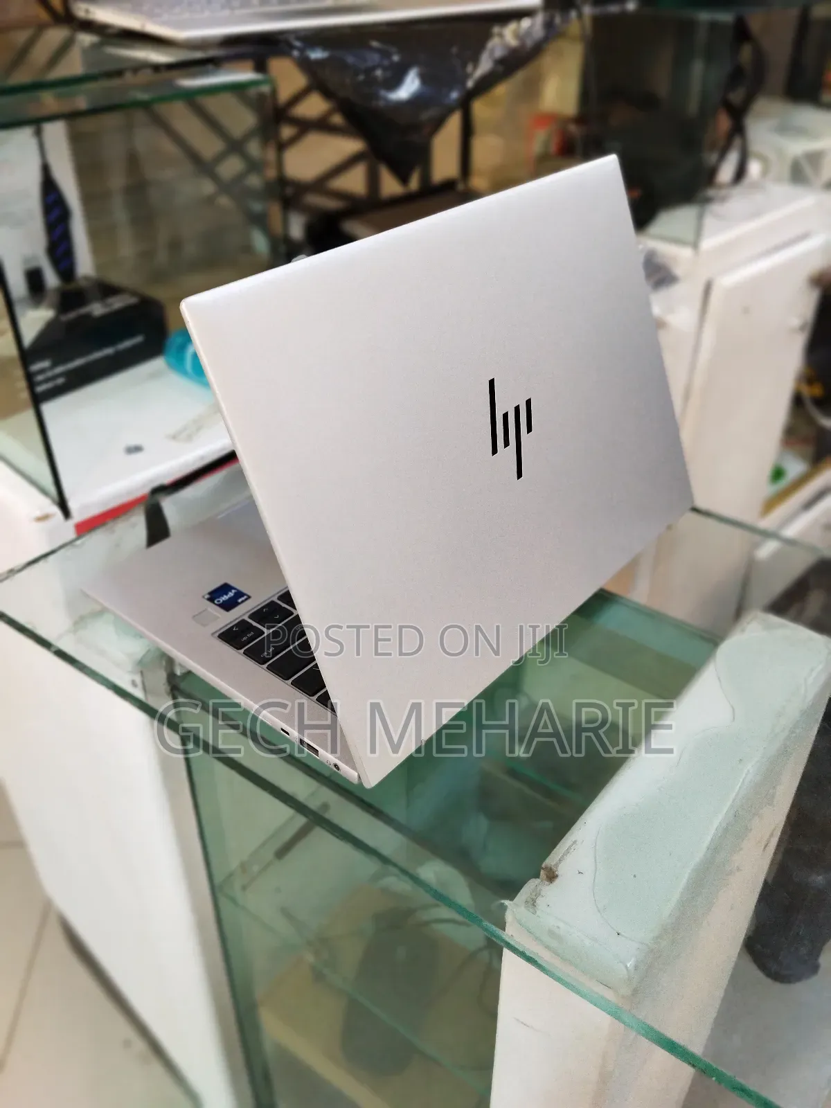 New Laptop HP EliteBook 845 G10 16GB Intel Core I7 SSD 1T
