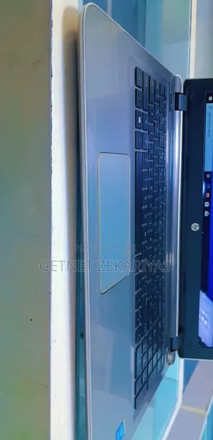 New Laptop HP Pavilion 15 8GB Intel Core I5 HDD 1T