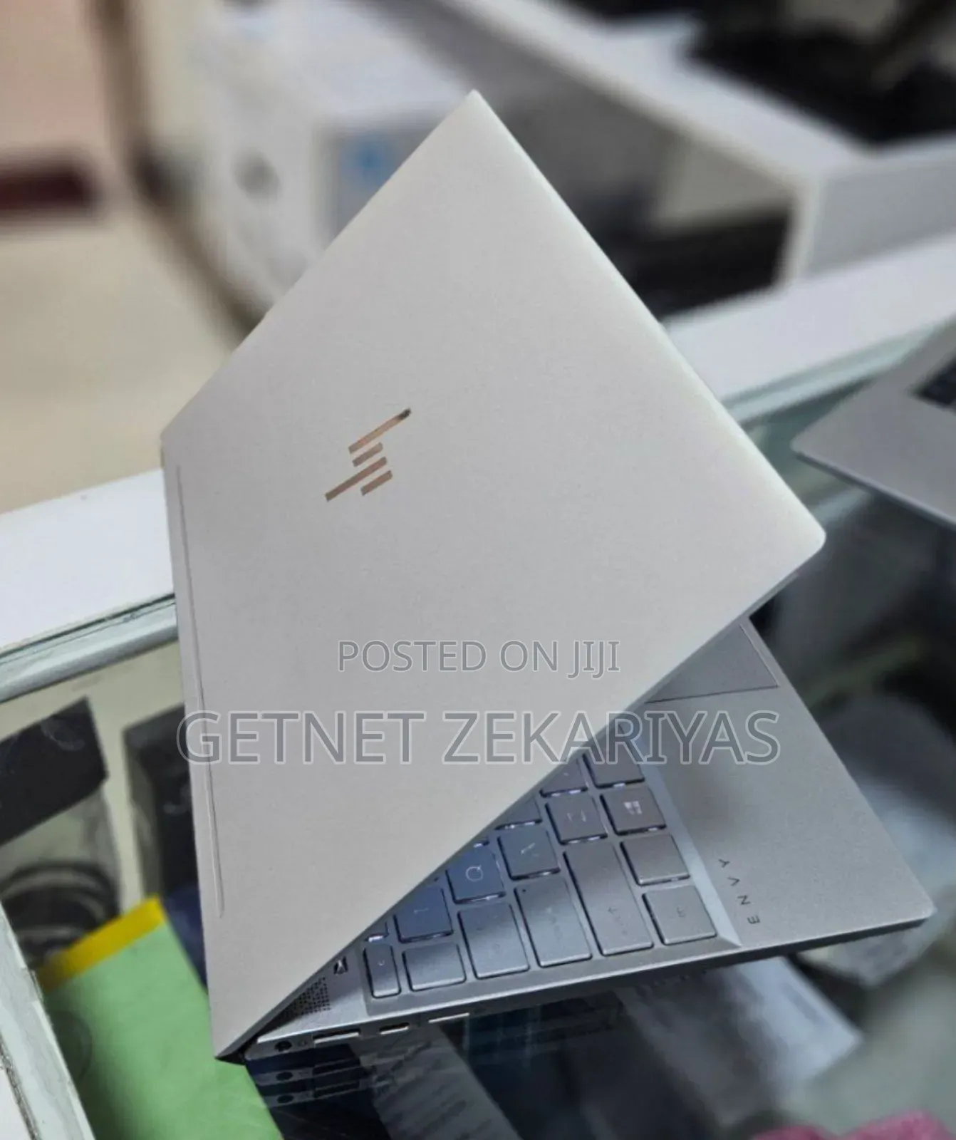 New Laptop HP Envy 14 4GB Intel Core I5 SSD 256GB