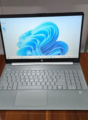 Photo - New Laptop HP Pavilion 15 8GB Intel Core I7 SSD 512GB