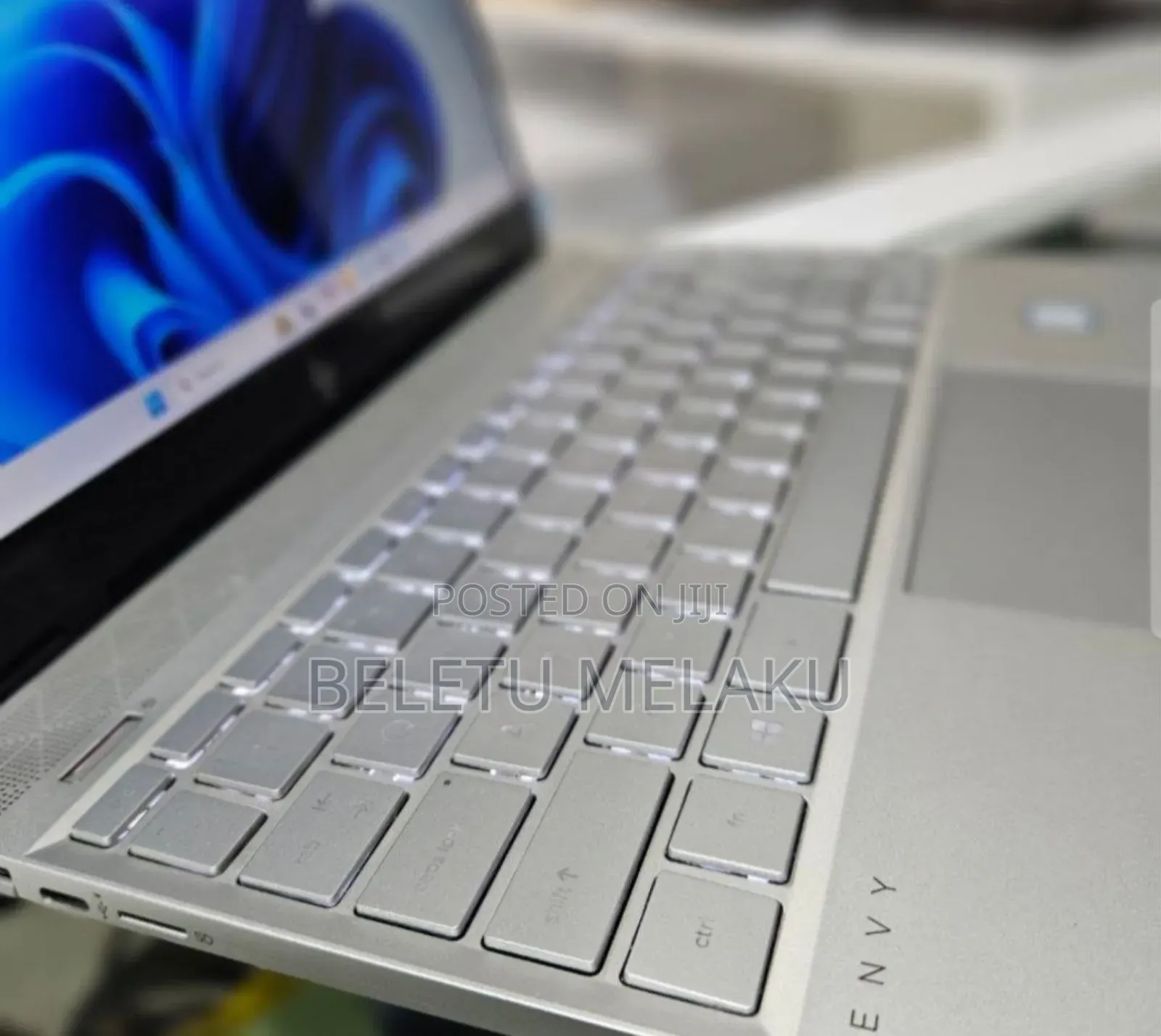 New Laptop HP Envy 13 4GB Intel Core I5 SSD 256GB