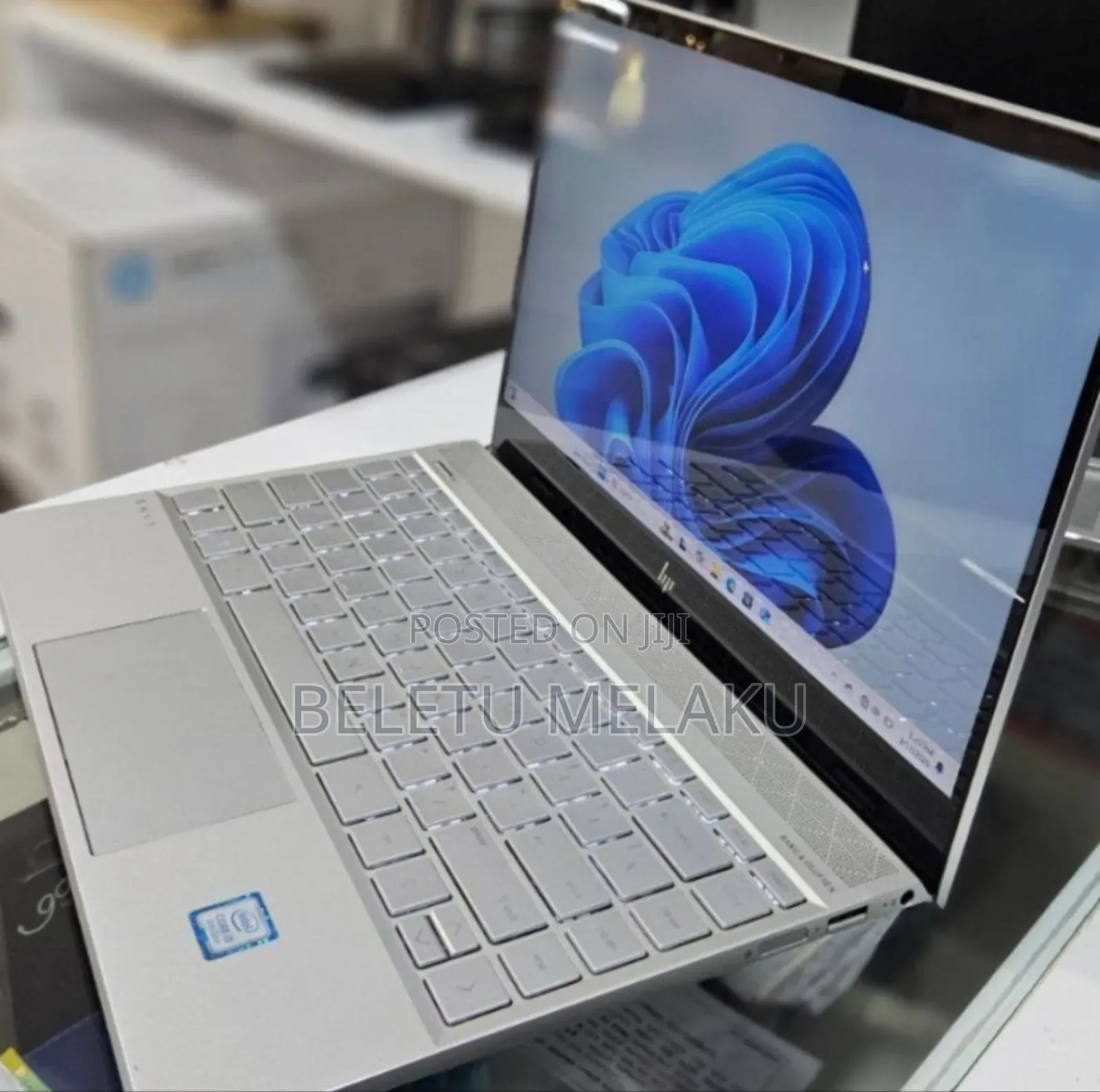 New Laptop HP Envy 13 4GB Intel Core I5 SSD 256GB