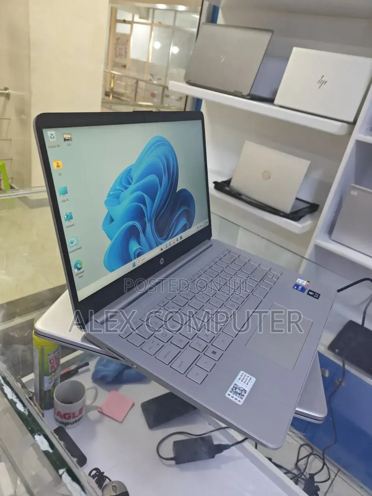 New Laptop HP Pavilion 14 16GB Intel Core I7 SSD 16 GB