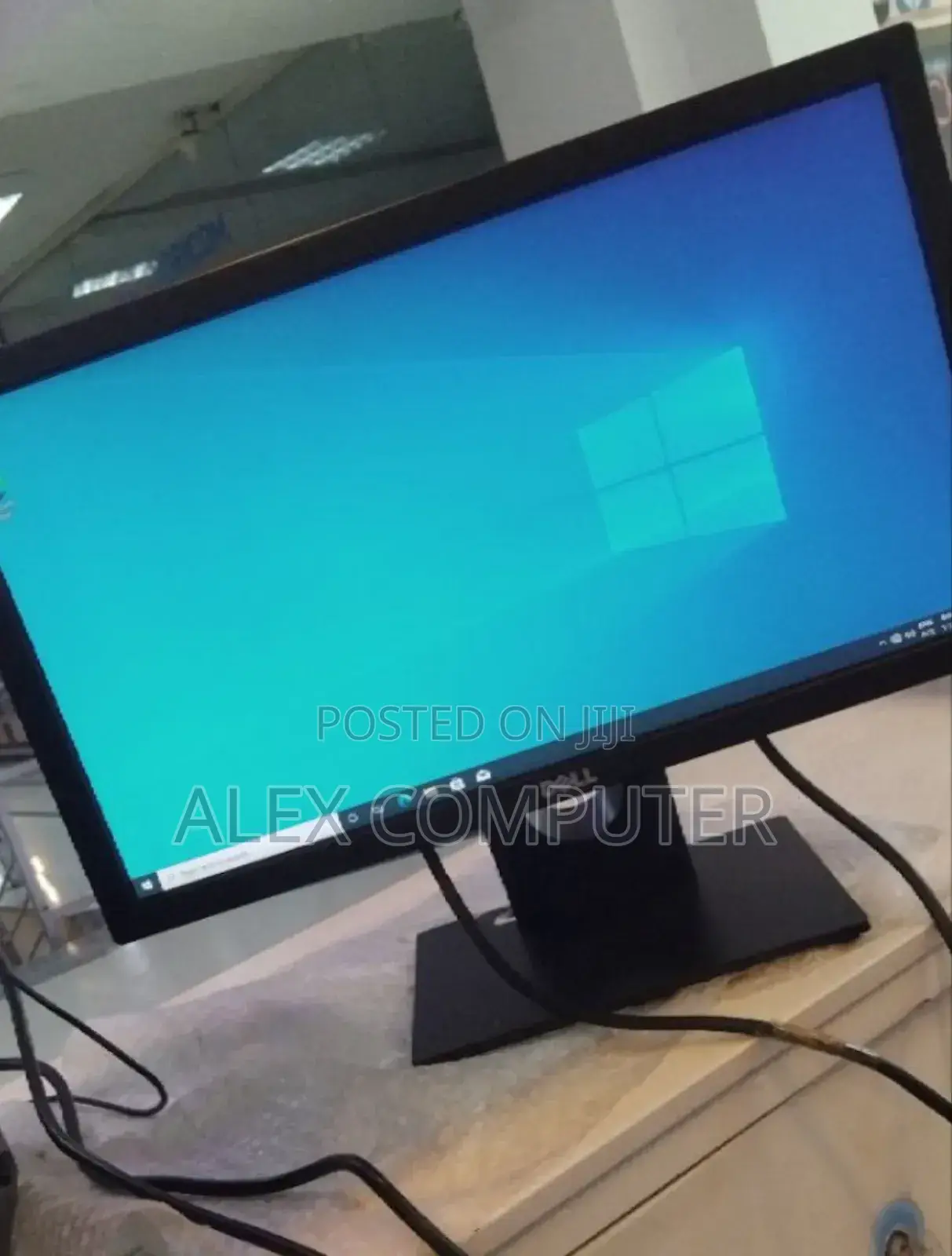 New Desktop Computer Dell OptiPlex 3080 8GB Intel Core I5 SSD 1T