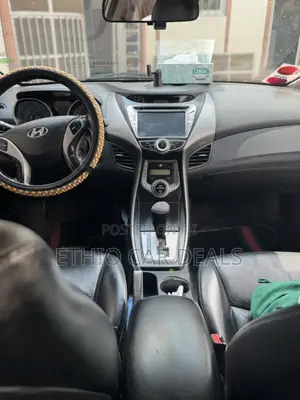 Hyundai Avante 2014 Silver