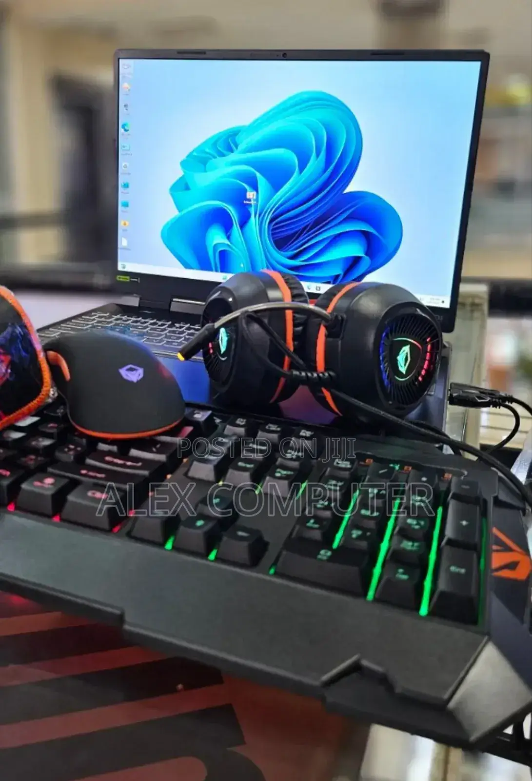 New Laptop Acer Predator Helios 300 16GB Intel Core I9 SSD 1T