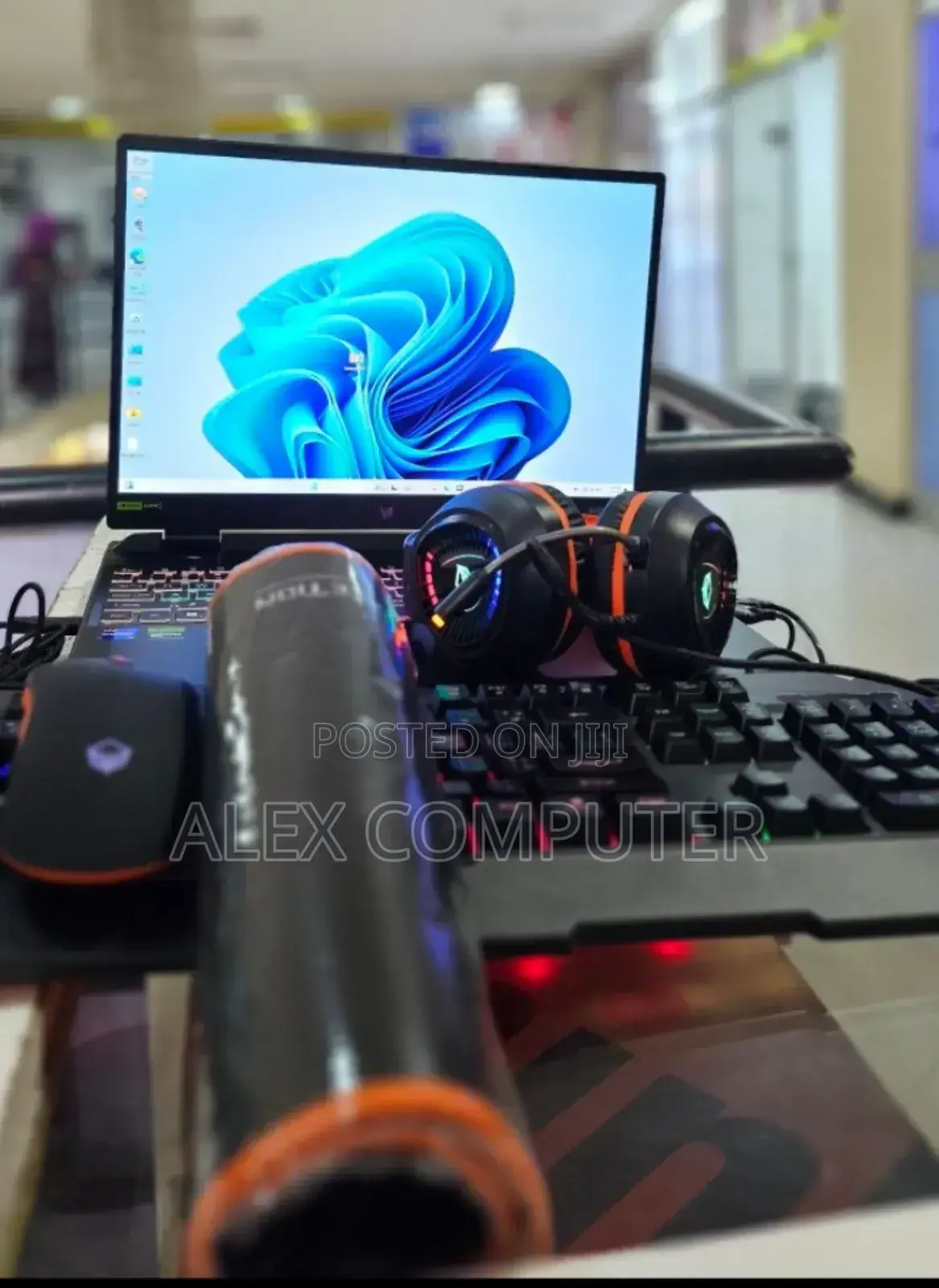 New Laptop Acer Predator Helios 300 16GB Intel Core I9 SSD 1T