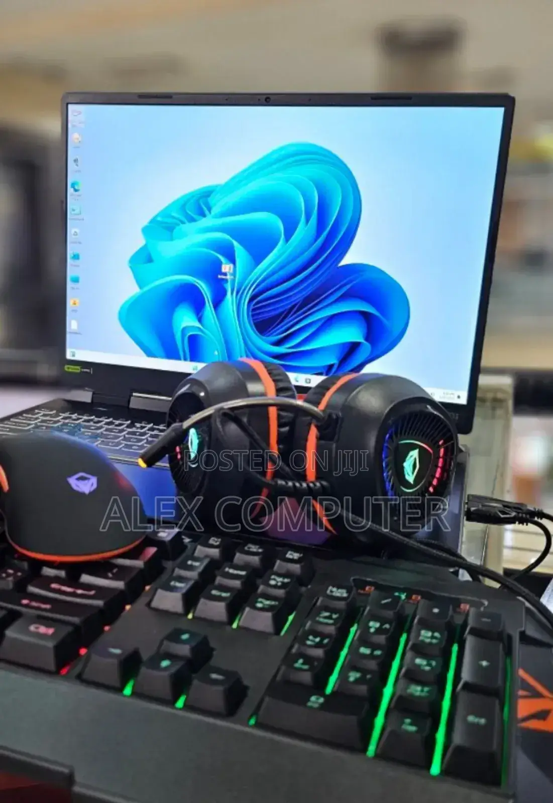 New Laptop Acer Predator Helios 300 16GB Intel Core I9 SSD 1T